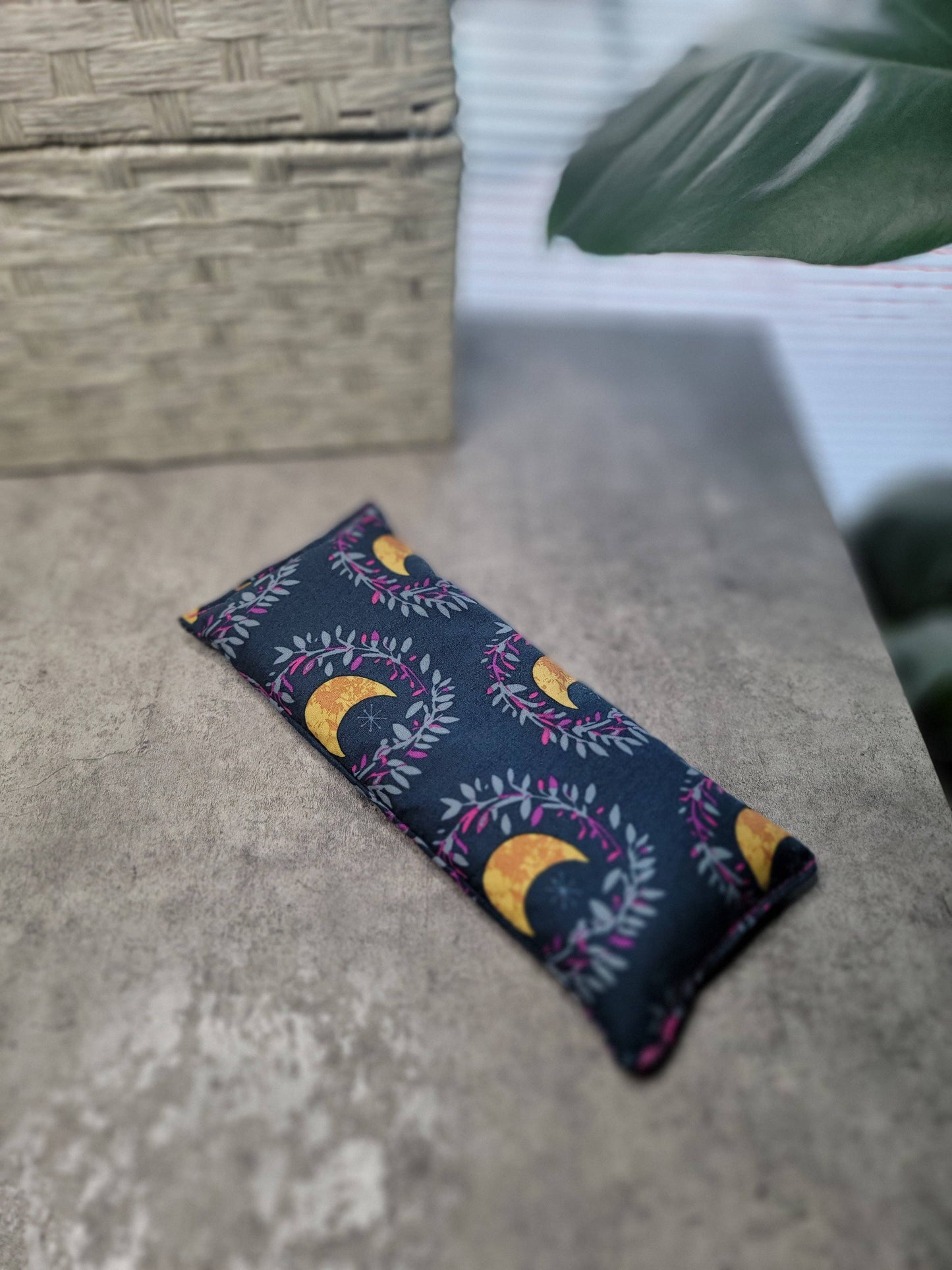 Aromatherapy Hot/Cold Weighted Eye Pillow