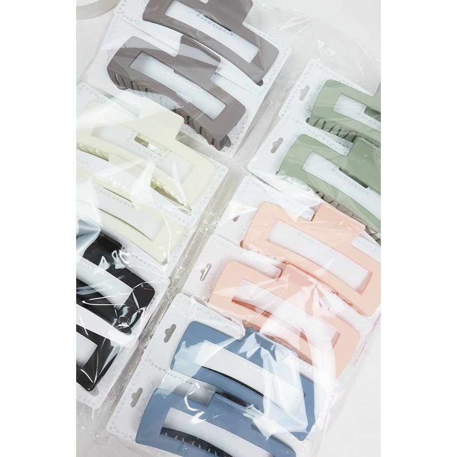 Matte Jumbo Cut Out Rectangle Hair Claw