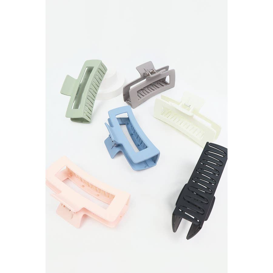 Matte Jumbo Cut Out Rectangle Hair Claw