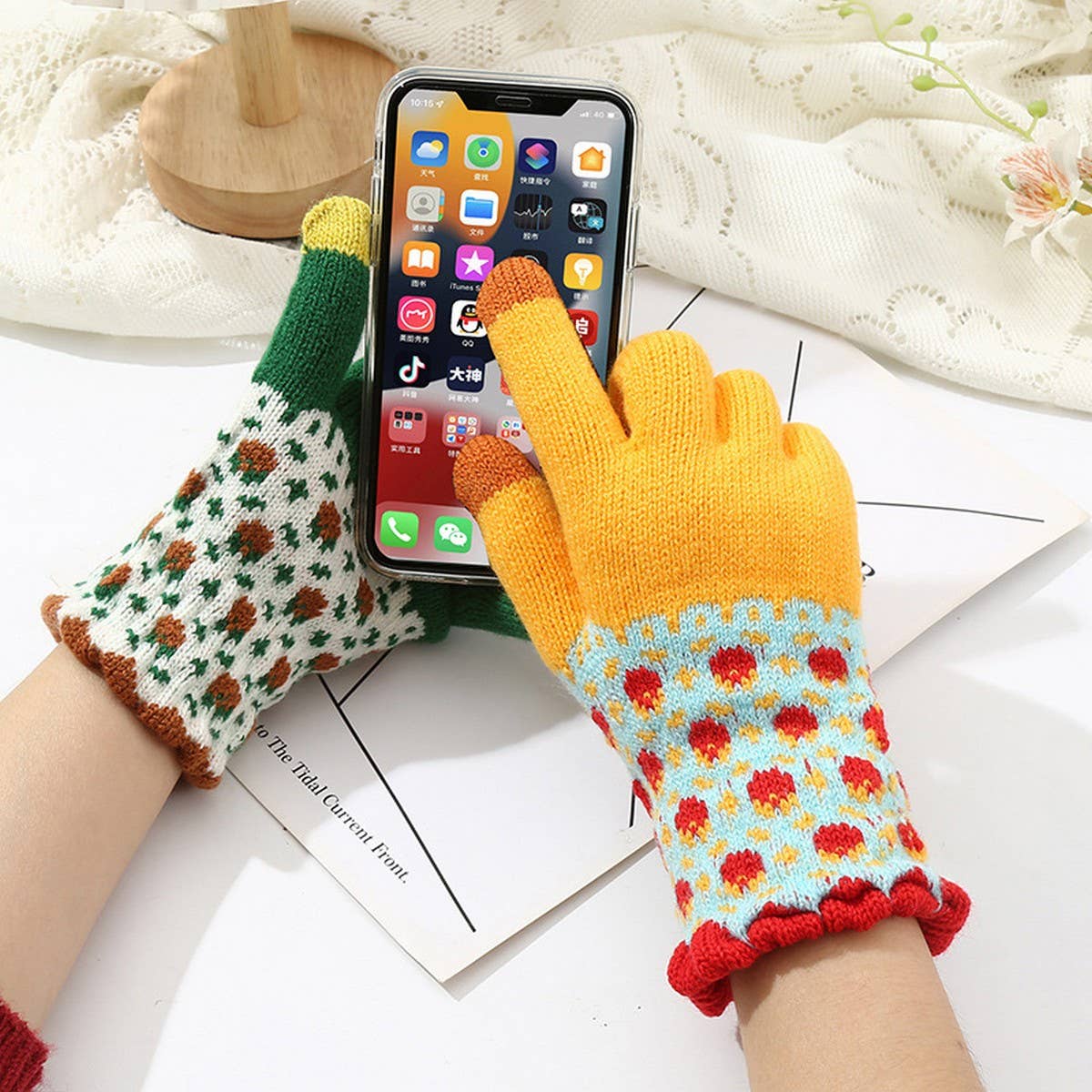 Cute Knit Gloves for Women – Touchscreen Warm