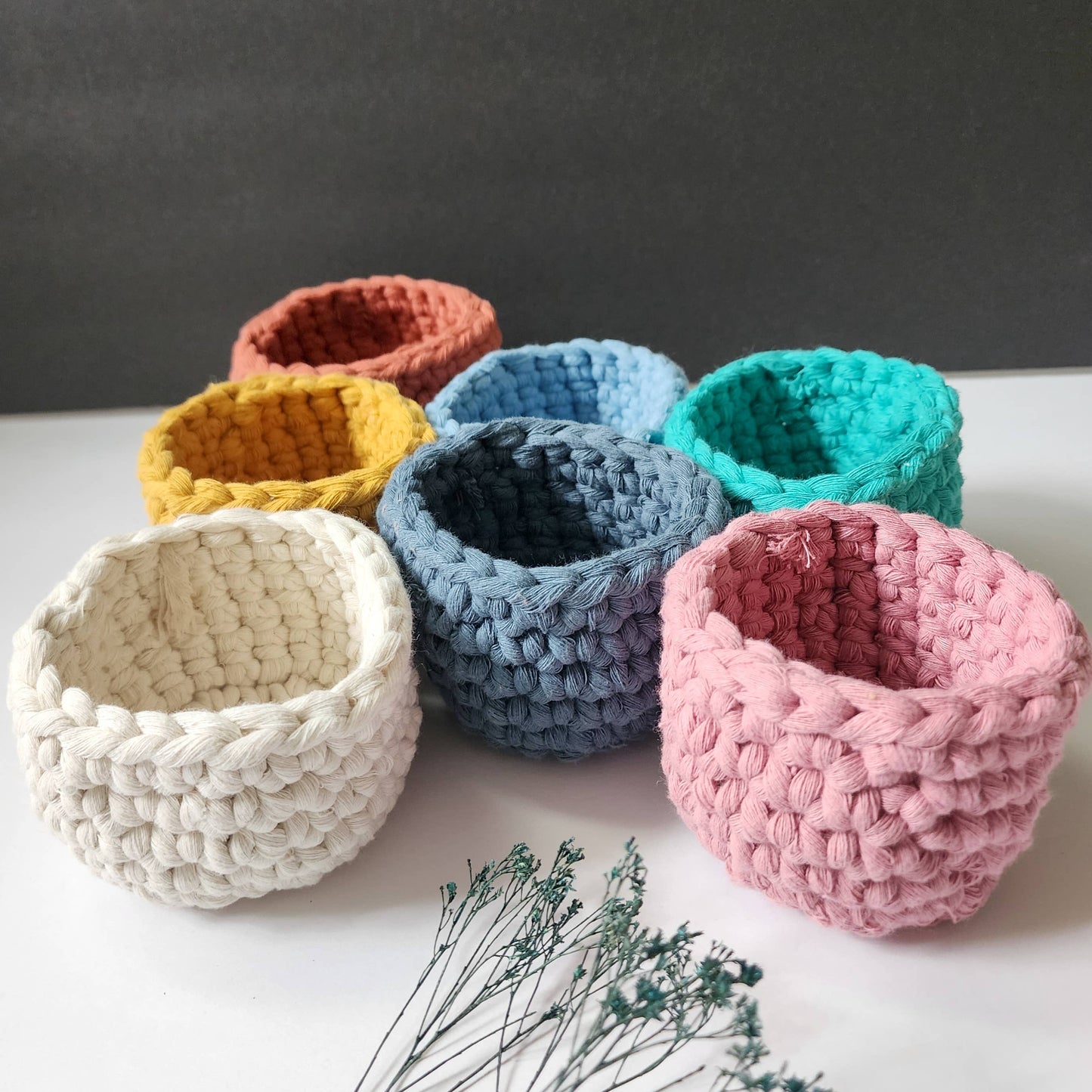 Crochet Trinket bowl | Trendy Mini Handmade bowl holder for jewelry