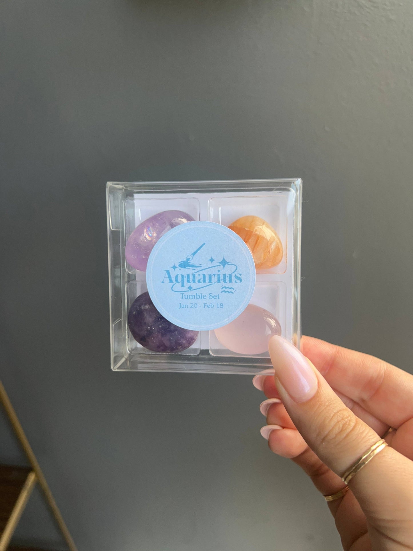 Aquarius Zodiac Tumbled Crystal Set - Innovation & Clarity