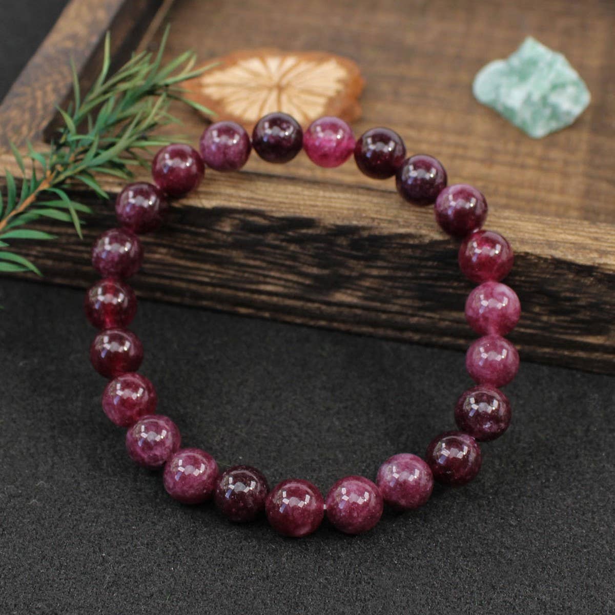 Cherry Red Garnet Beaded Bracelet_CWMM11319