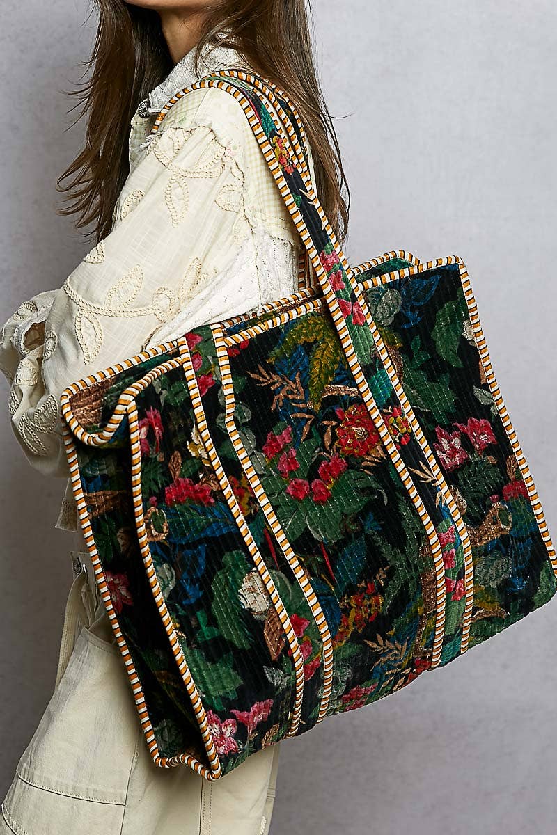Quilted Large Everyday Tote Bag-POL