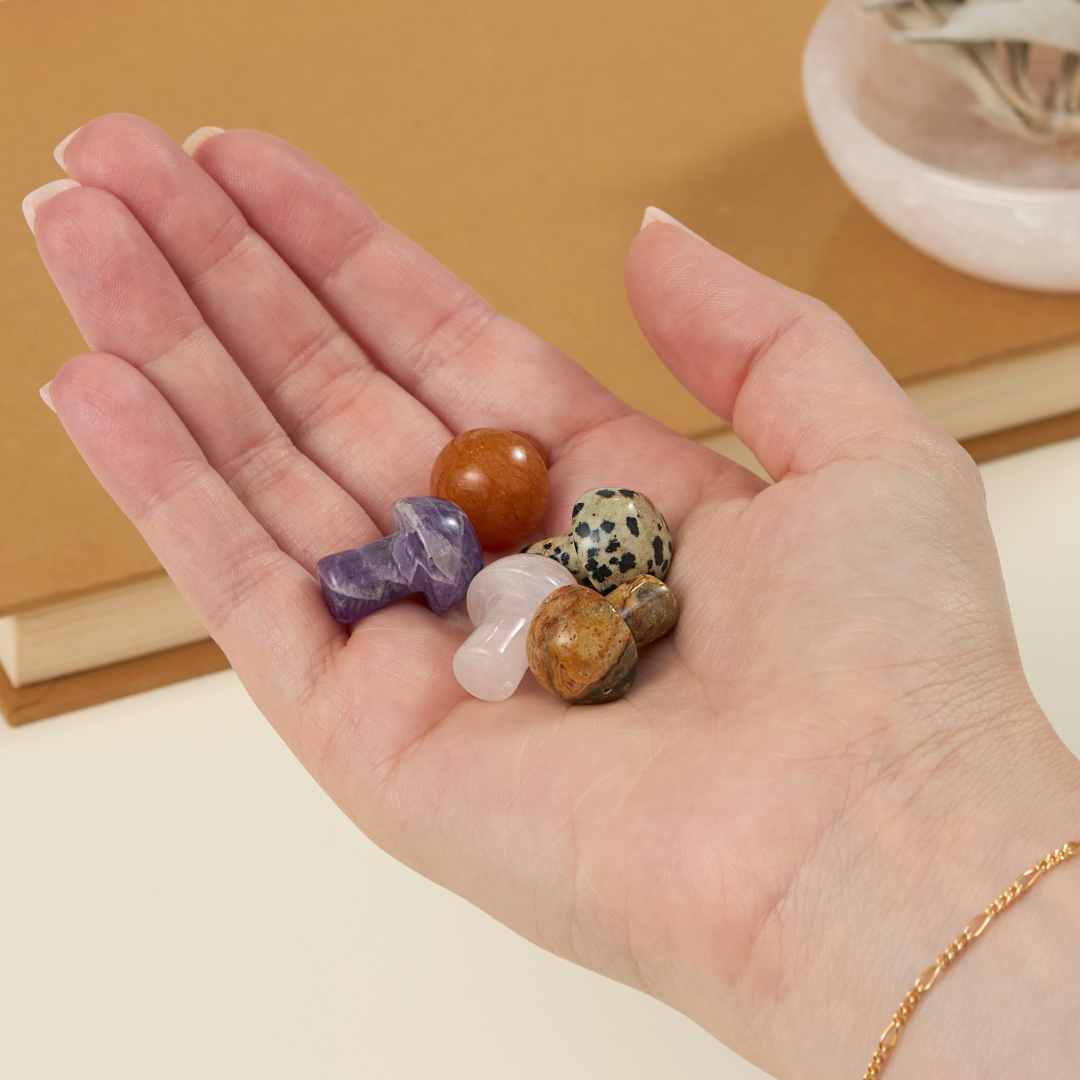Assorted Carved Crystal Mini Mushrooms 🍄-Random Color Chosen