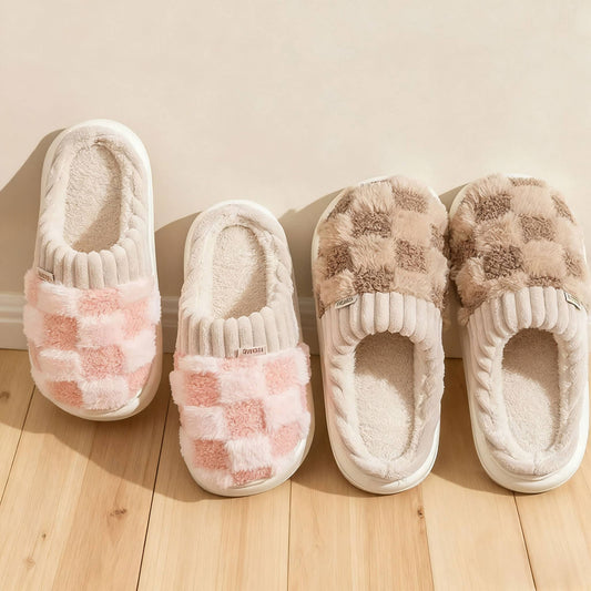 Checkered Fuzzy Warm Slippers – Cozy & Stylish_CWSHS0270