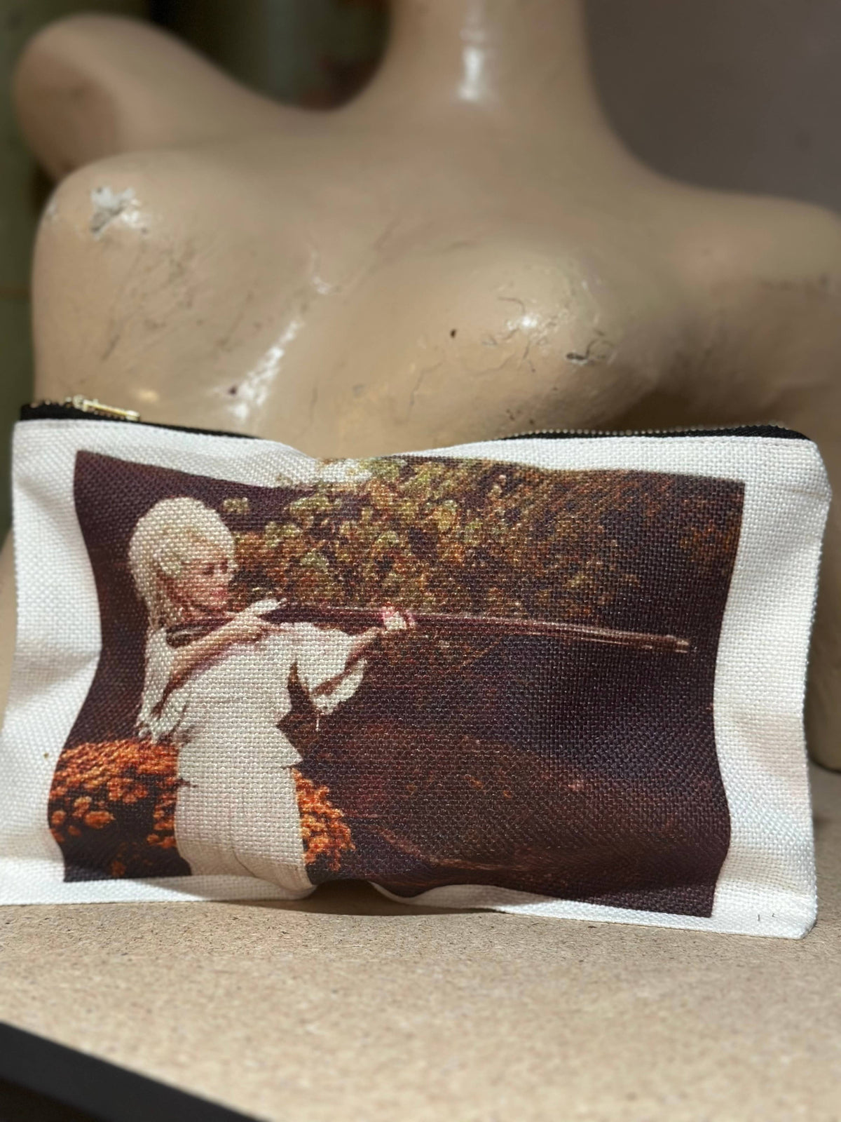 Dolly Don't Miss Zipper Bag