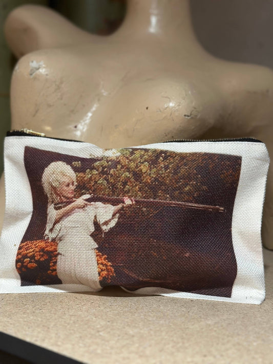 Dolly Don't Miss Zipper Bag