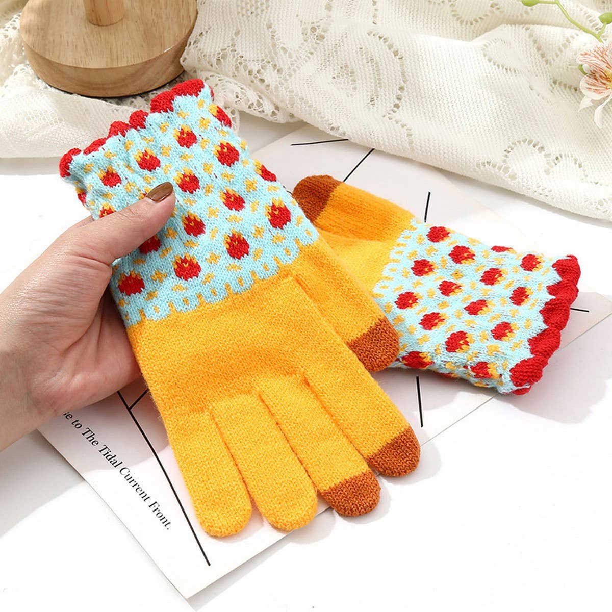 Cute Knit Gloves for Women – Touchscreen Warm